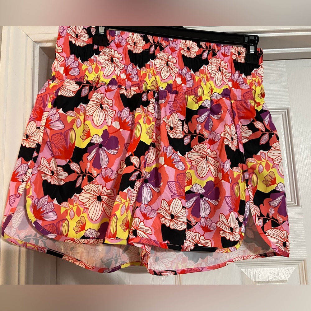 Women’s Athletic Running Shorts - Floral Print Pink/Yellow